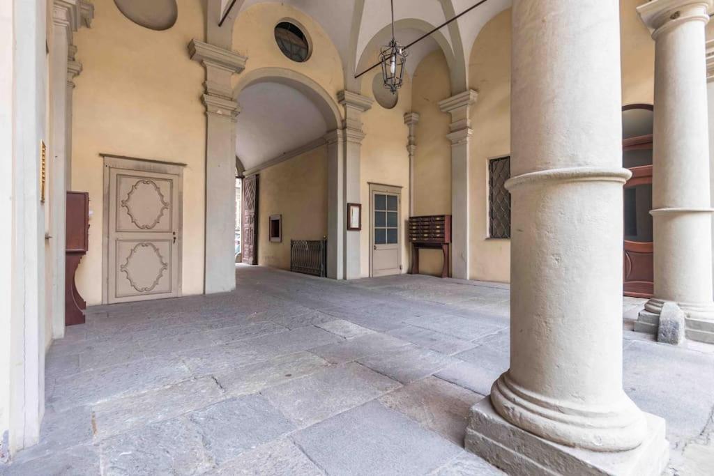 Hollywood Housein The Heart Of Turin Apartment ภายนอก รูปภาพ