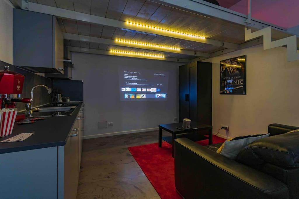 Hollywood Housein The Heart Of Turin Apartment ภายนอก รูปภาพ