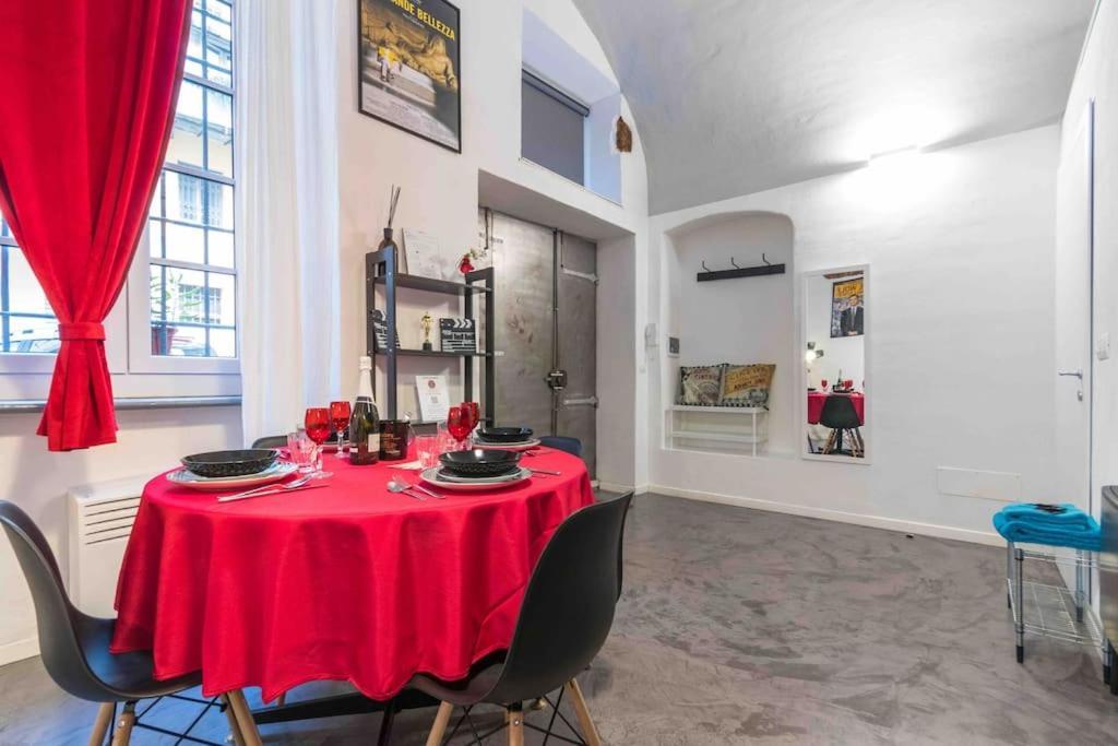 Hollywood Housein The Heart Of Turin Apartment ภายนอก รูปภาพ